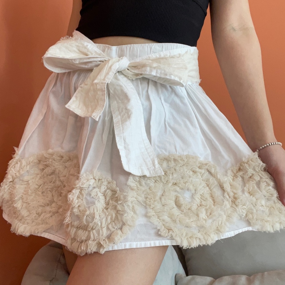 A&F White Flower Skirt